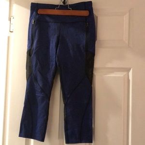 Lululemon workout crops